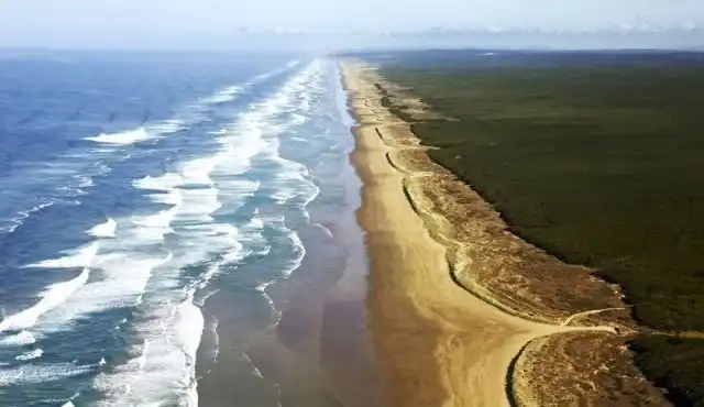 Пляж «Девяносто миль» - непрерывный пляж в Австралии