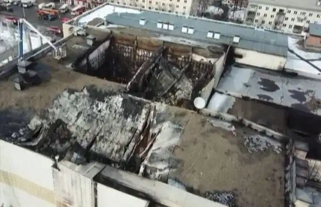 Сгоревший ТЦ "Зимняя вишня" в Кемерово, вид изнутри
