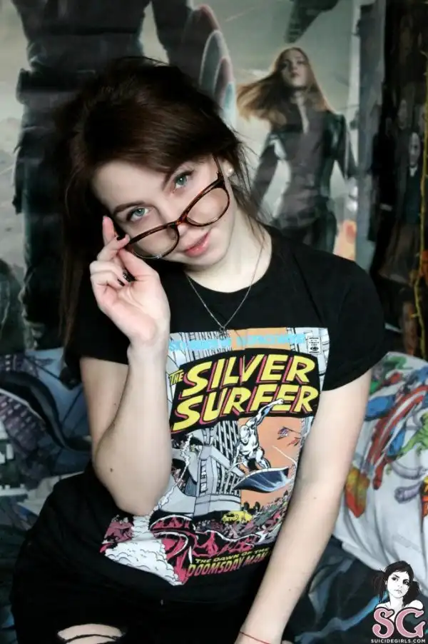 ДЕВЧАТА (18+)