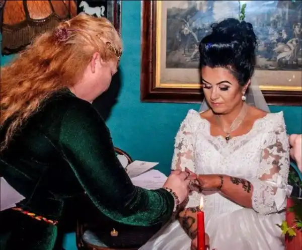 47-летняя ирландка вышла замуж за 300-летнего призрака пирата и чуть не умерла