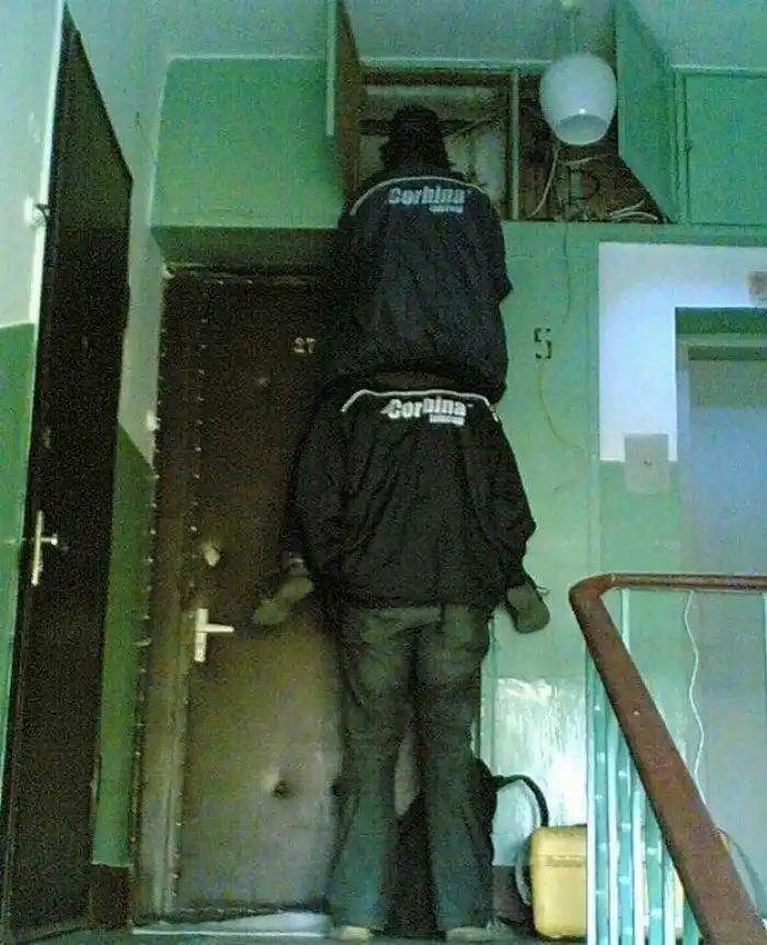 Смотришь на это... и аж больно становится Смотришь на это... и аж больно становится