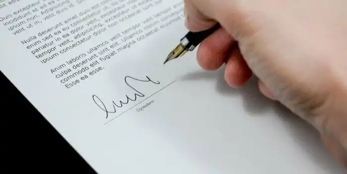 20 забавных личных подписей, владельцы которых уже пожалели, что их придумали 20 забавных личных подписей, владельцы которых уже пожалели, что их придумали