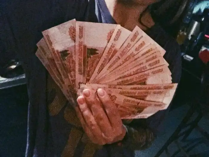 Дорохо-бохато, или Понты дороже денег: 19 нелепых попыток хвастовства Дорохо-бохато, или Понты дороже денег: 19 нелепых попыток хвастовства