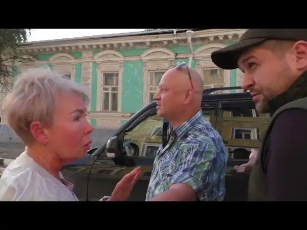 Разборки с лысым автохамом на джипе
