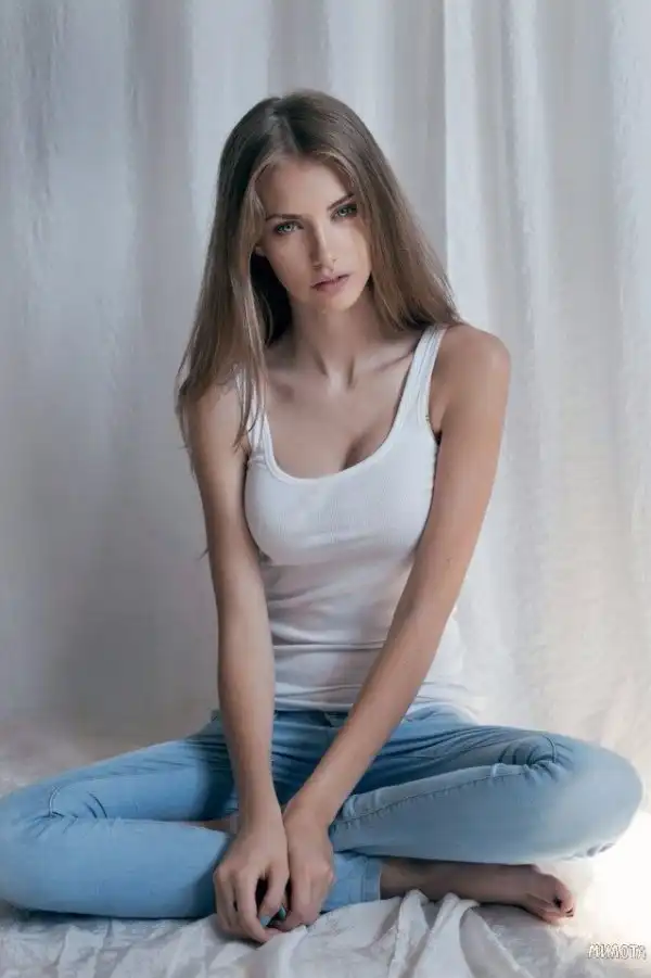 ДЕВЧАТА (18+)