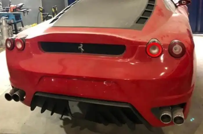 Бразильская полиция прикрыла мини-завод по производству копий Ferrari и Lamborghin