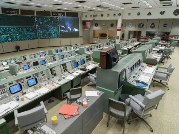 Восстановленный центр управления полётами миссии «Аполлон»