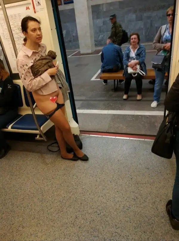 Жара в метро