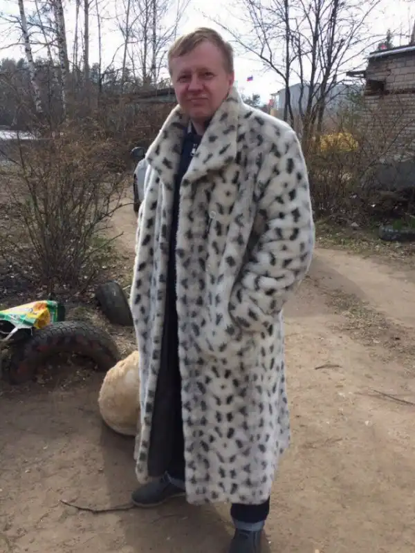 На вертелах вертели мы ваш инстаграм