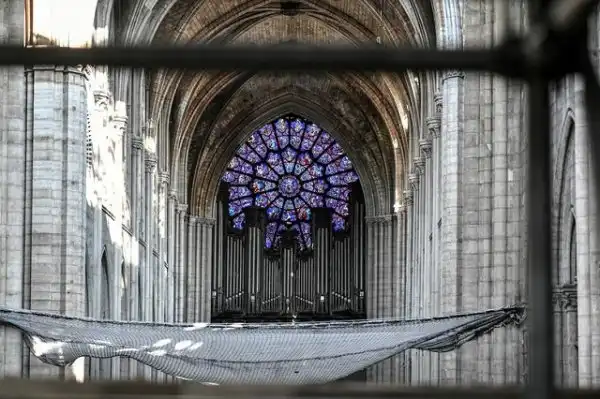 Как проходит восстановление собора Парижской Богоматер