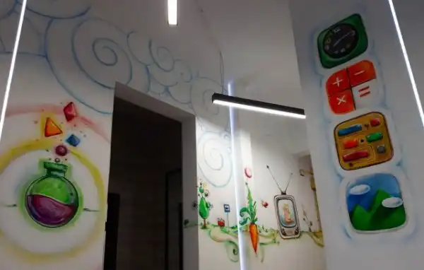 Роспись стен детского образовательного центра