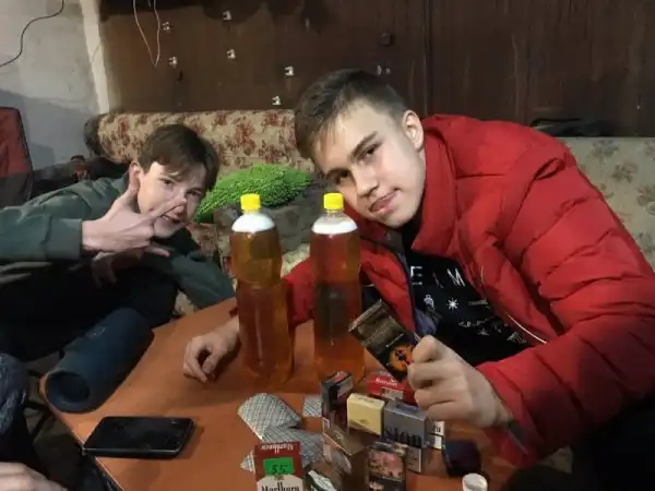 Забавы молодых: пьянки, гулянки, вписки