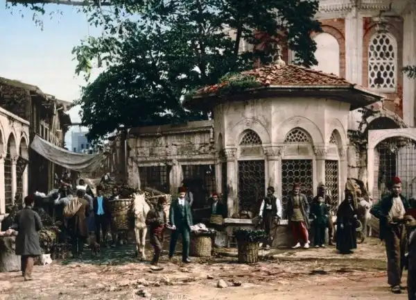 Цветные фото XIX века переносят в те времена, когда Стамбул еще именовался Константинополем