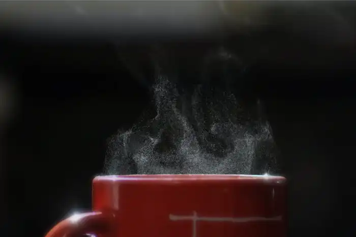 «От жары горячий чай помогает лучше, чем холодные напитки»: миф или правда?