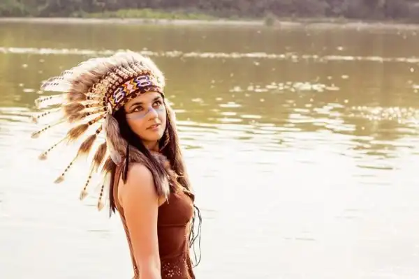 Прекрасные девушки из Индейских племен