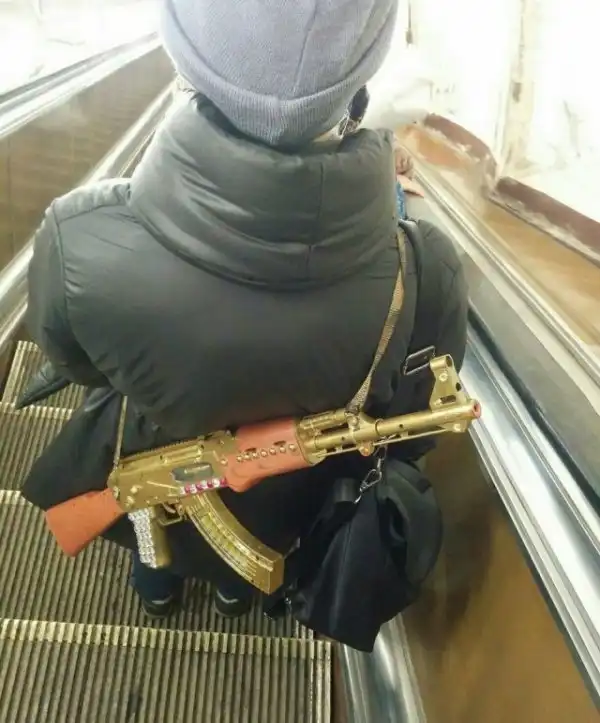 Подборка суровых модников, которые водятся в подземельях метро