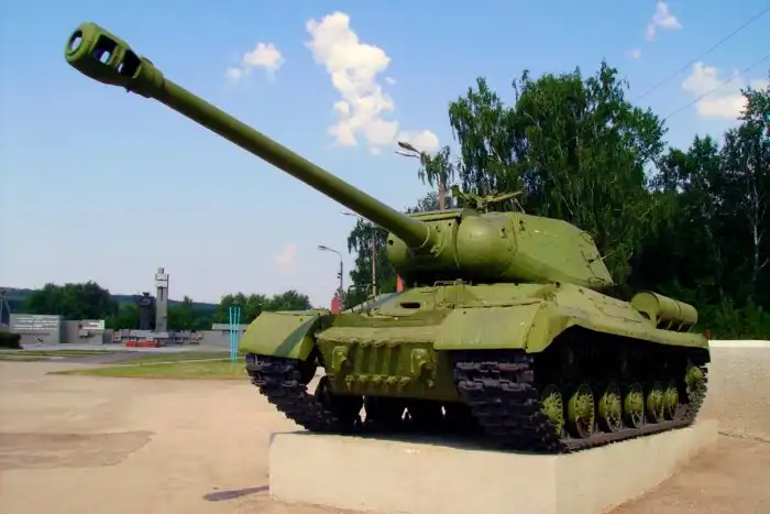 Зачем в СССР на ствол танка вешали ведро?