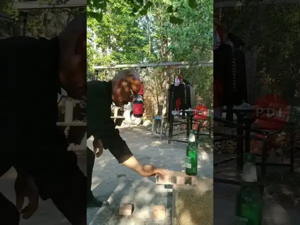 Не хотелось бы получить леща от такого деда