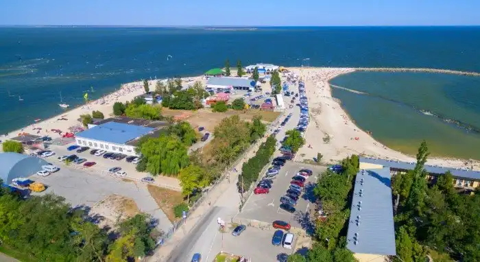 Не только Крым и Сочи: 6 мест для хорошего пляжного отдыха в России, куда можно поехать летом