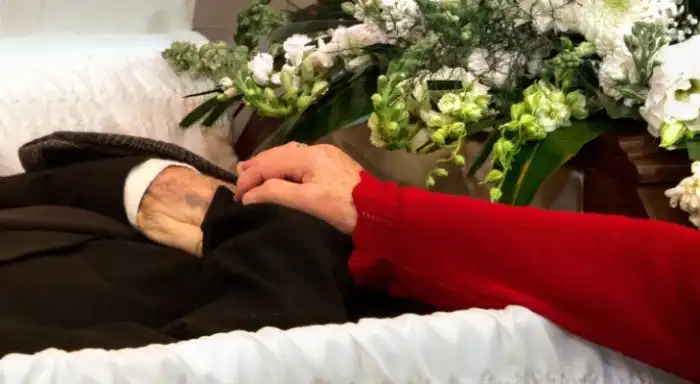 Доставка венков и их модели Доставка венков и их модели