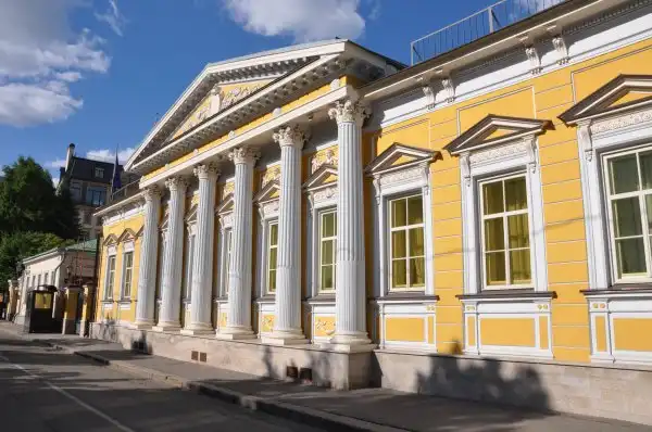 Прогулка по Москве: Переулки Арбата