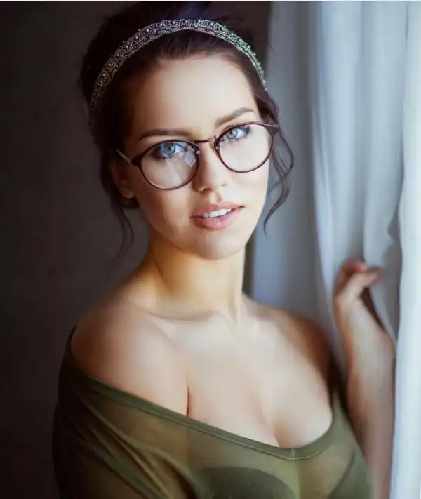 Очкарики