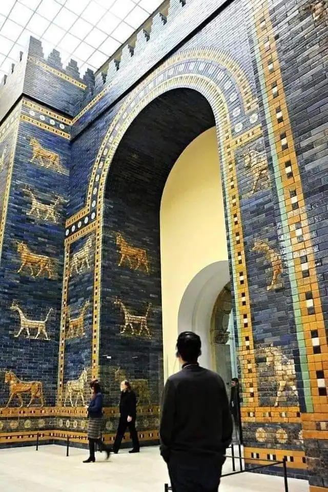 Старинные предметы и здания прошлого, которые поражают до сих пор Старинные предметы и здания прошлого, которые поражают до сих пор