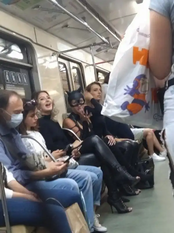 Модники из российского метрополитена