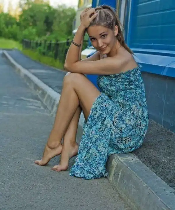 Симпатичные девушки без эротики