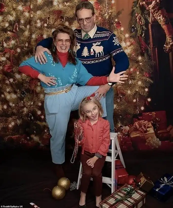 Самые нелепые, забавные и откровенные семейные открытки на Рождество