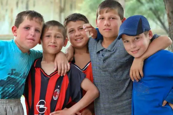 Чем отличаются между собой таджики, узбеки и туркмены? Объясняю просто