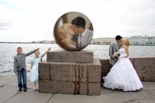 А обещал незабываемую фотосессию, шаромыжник