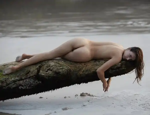 Jessica Clements Another Beach Shoot