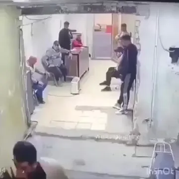 Склочный посетитель, и так ежедневно