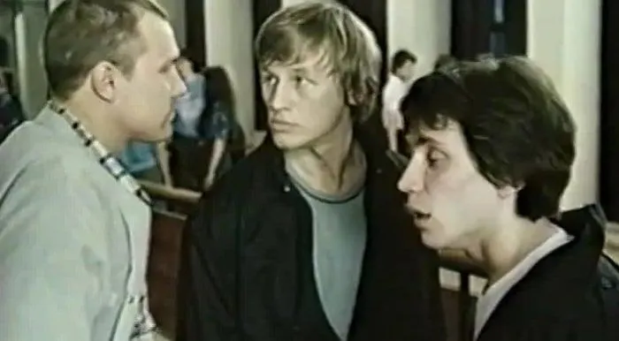5 легендарных чернушных фильмов СССР времен "перестройки" 5 легендарных чернушных фильмов СССР времен "перестройки"