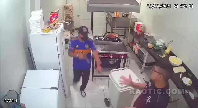 Не связывайся с поварами!⁠⁠