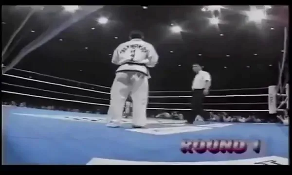 Бокс против Тхэквондо