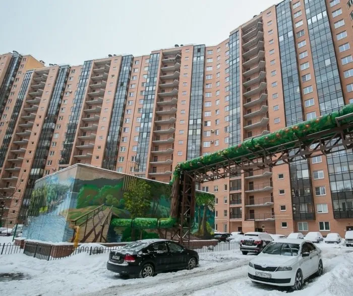 Как выглядит самый большой многоквартирный дом в России