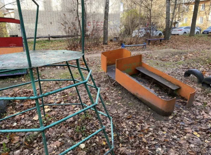 Детские площадки, куда страшно подпускать ребёнка Детские площадки, куда страшно подпускать ребёнка