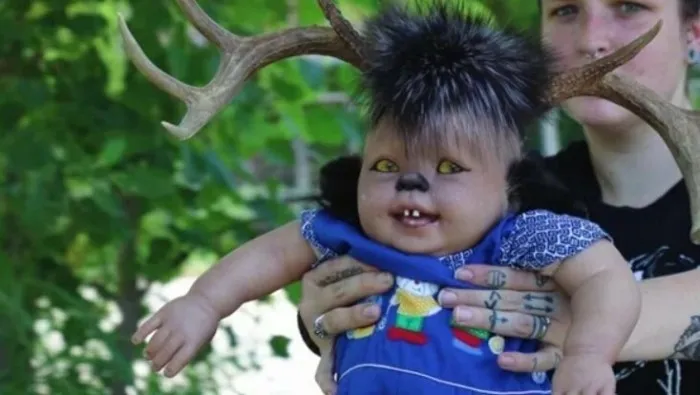 Они могут приснится вам в кошмарах: страшные куклы-младенцы Джулии Хэмилл