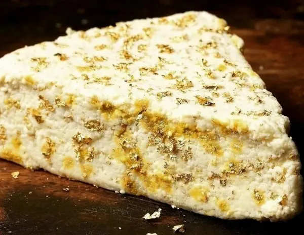 Подборка самых необычных разновидностей сыров