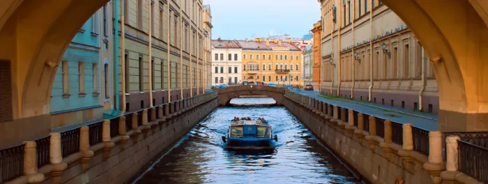Водные прогулки в Санкт-Петербурге: открой город с другой стороны
