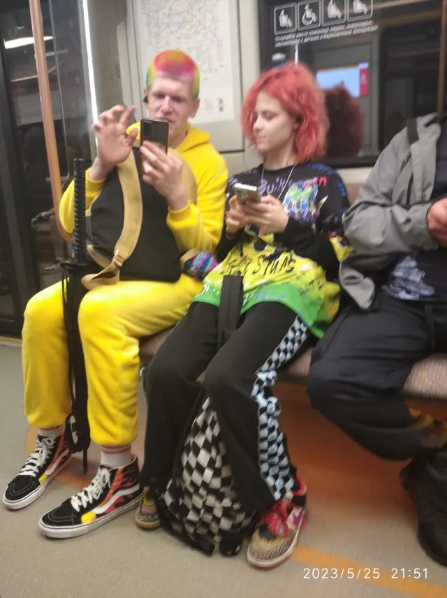 Чудаки модники и метро Чудаки модники и метро