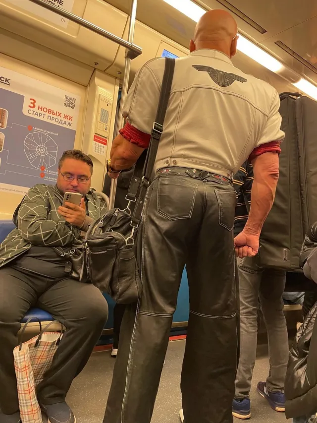 Чудаки модники и метро Чудаки модники и метро