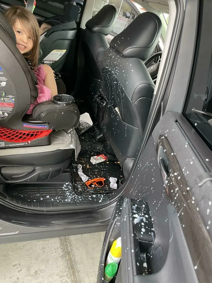 «Я живу с чудовищем»: 30 человек, которых близкие пристыдили на весь интернет