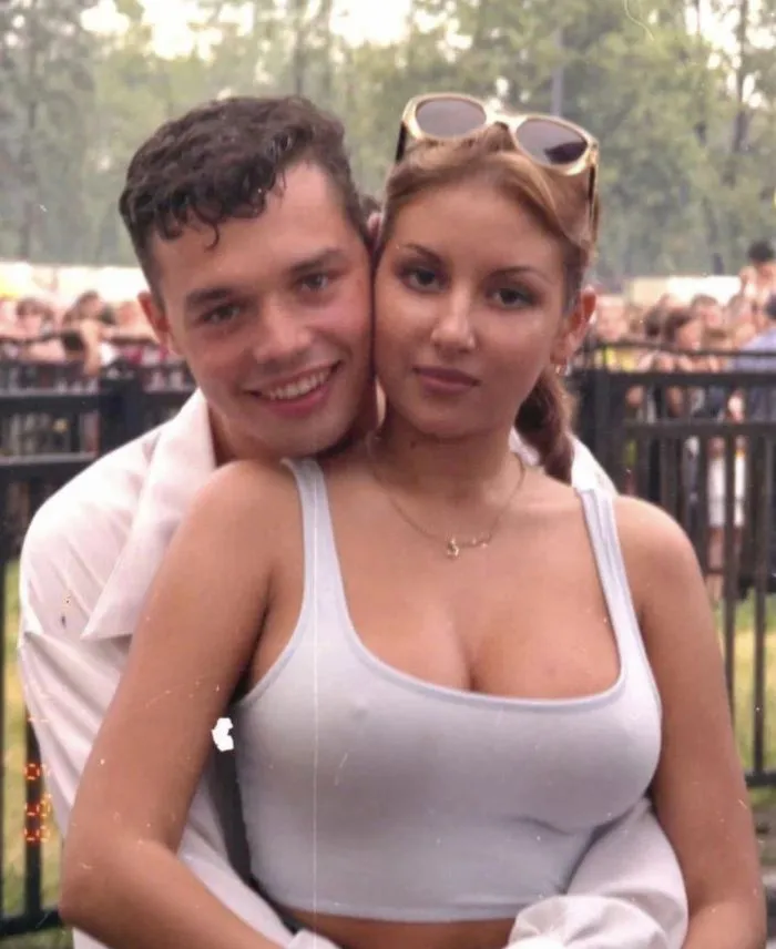 Попробуйте узнать: известные россияне и их фото в 90-е Попробуйте узнать: известные россияне и их фото в 90-е