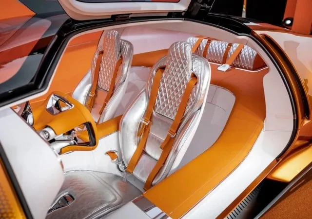 Mercedes и спорткар Vision One-Eleven