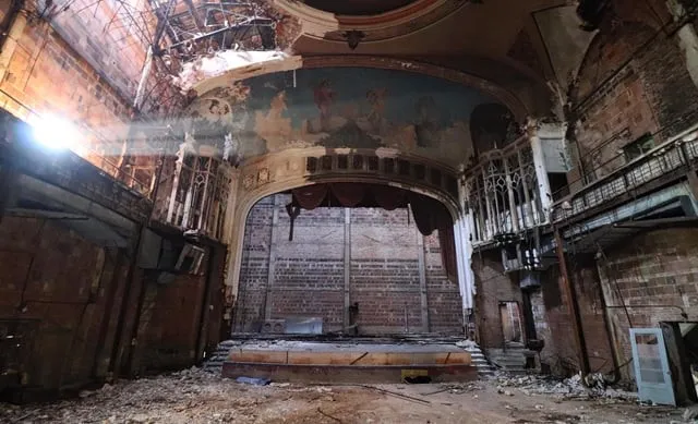 Заброшенные места, в которых ещё теплятся остатки цивилизации