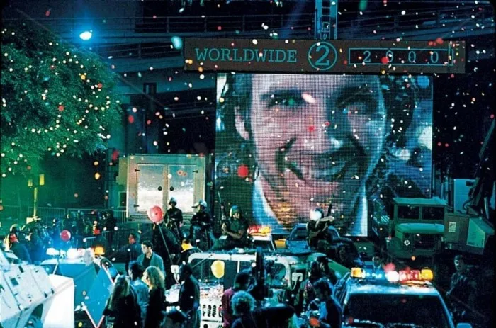 5 недооцененных научно-фантастических фильмов из 1990-х 5 недооцененных научно-фантастических фильмов из 1990-х