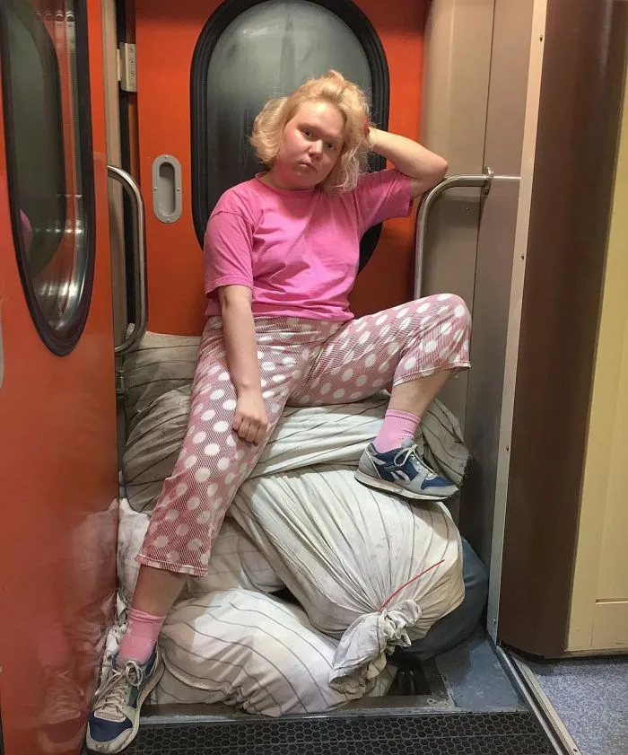 Эта тёплая атмосфера плацкарта, которую сложно забыть Эта тёплая атмосфера плацкарта, которую сложно забыть